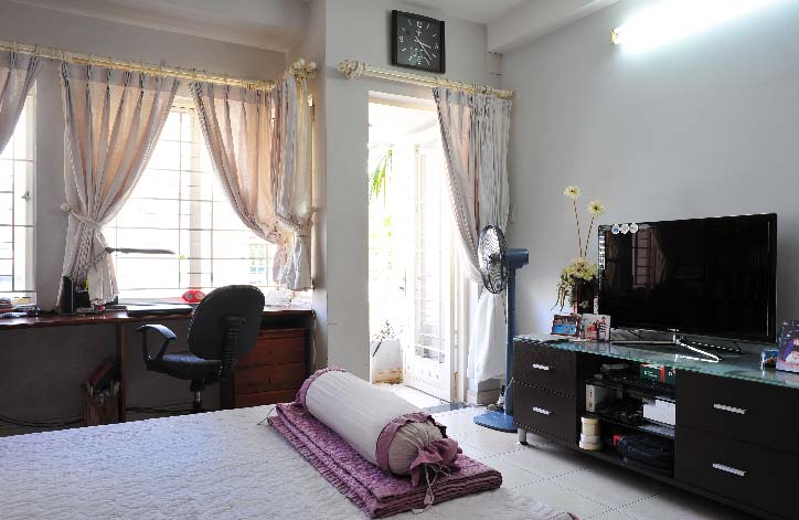Nhà BS Hồng - Vạn Kiếp